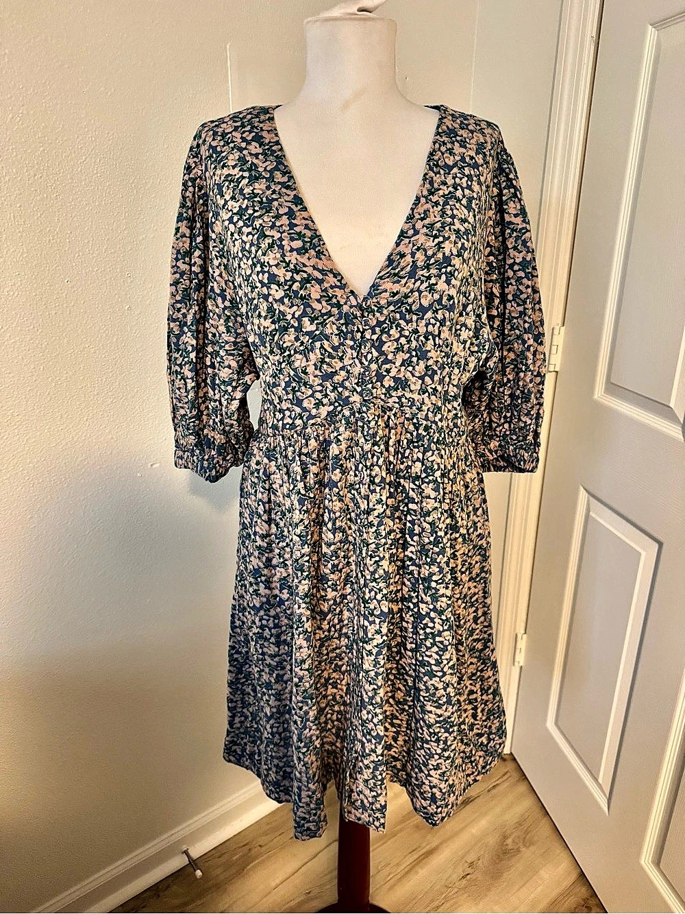 Mirth Perth Backless Short Dress in Blueberry – Size M